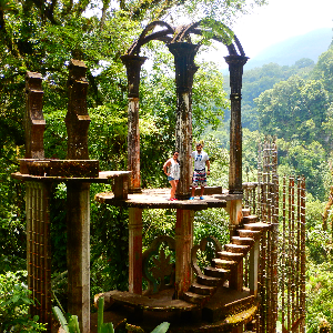 JARDíN SURREALISTA EN XILITLA + SóTANO DE LAS HUAHUAS