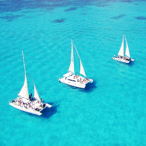 ISLA MUJERES EN CATAMARÁN